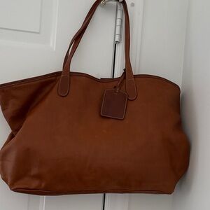 Elegant Brown Leather Shoulder Bag